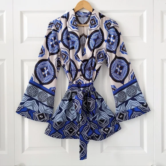 Alexis Robbie Romper In Santorini Print | Size M - Picture 16 of 16